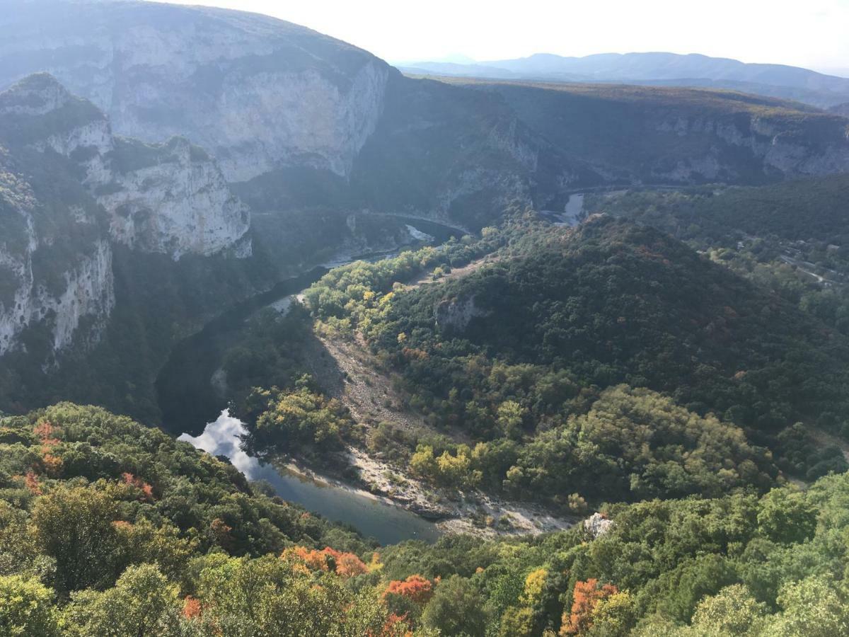La Maison De Gabriel Villeneuve-de-Berg Dış mekan fotoğraf